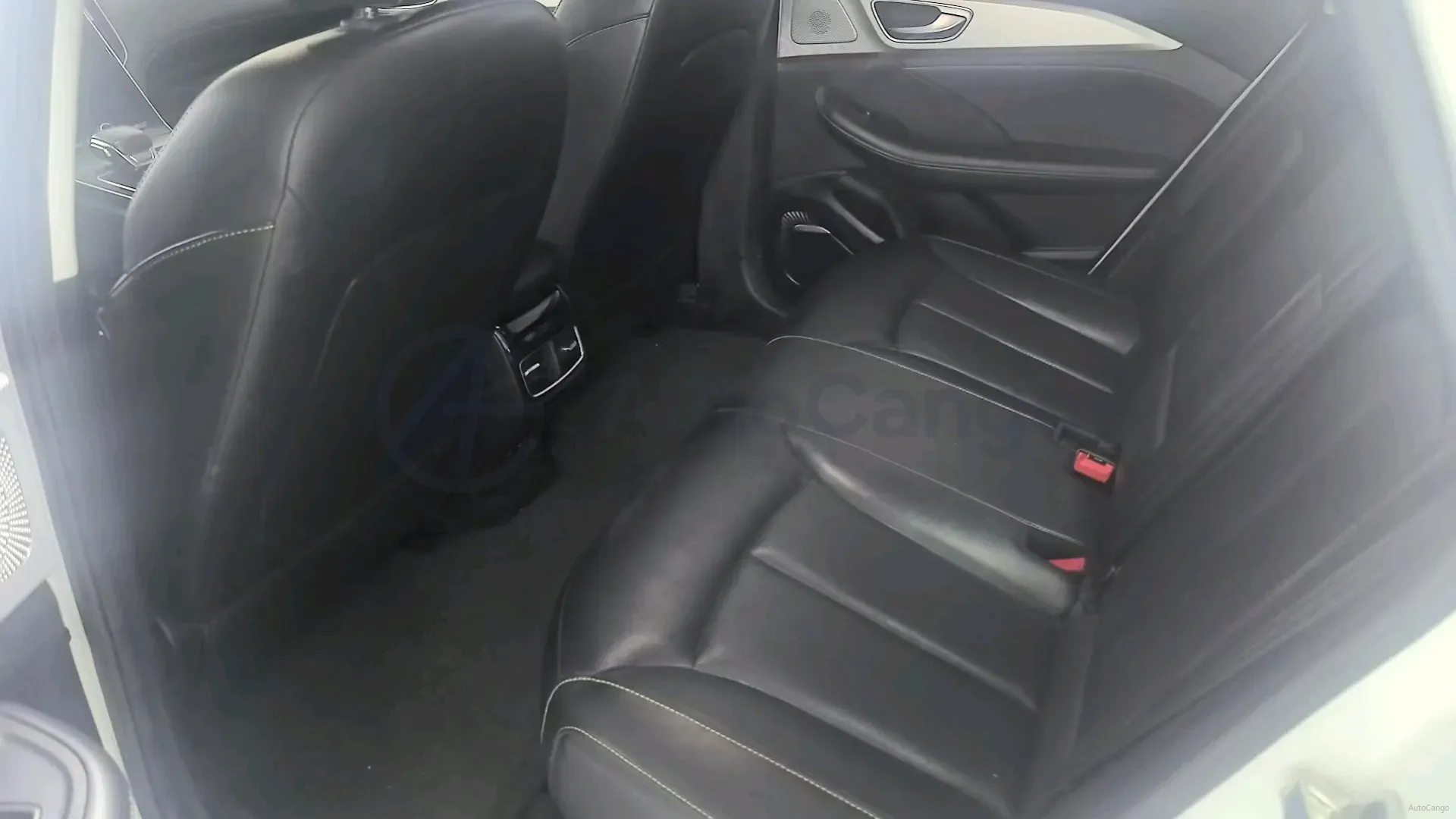 2022 Roewe RX5 eMAX 1.5T 169HP L4 AMT PHEV 16.6KWH,autocango,china used car exporter,china ev exporter,chinese used car exporter,chinese used ev exporter