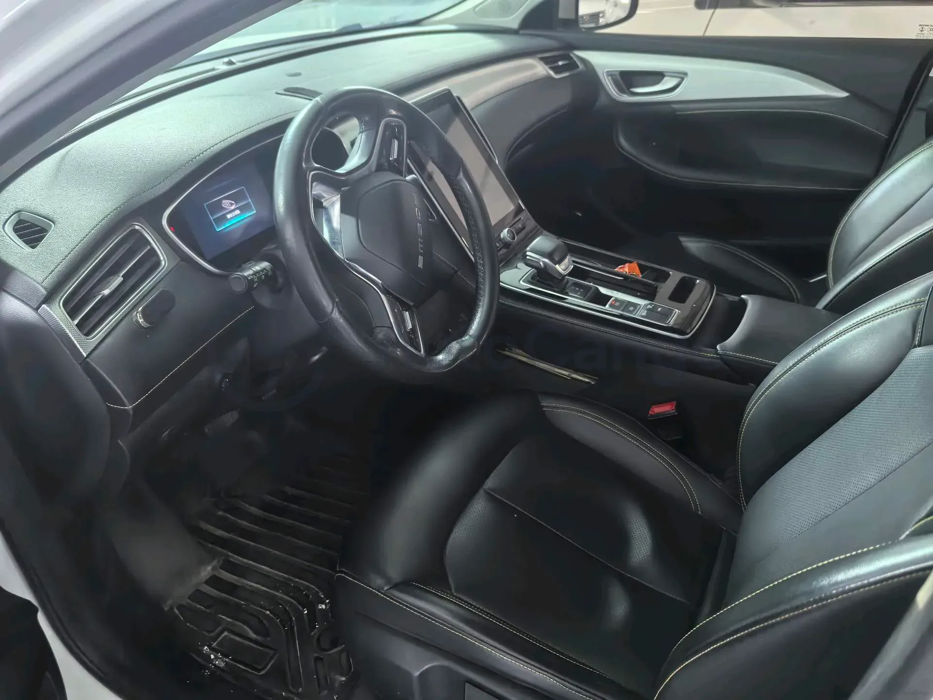 2022 Roewe RX5 eMAX 1.5T 169HP L4 AMT PHEV 16.6KWH,autocango,china used car exporter,china ev exporter,chinese used car exporter,chinese used ev exporter