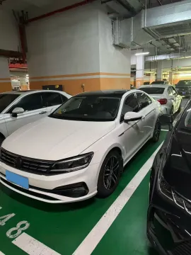 2019 VOLKSWAGEN PASSAT,autocango,china used car exporter,china ev exporter,chinese used car exporter,chinese used ev exporter