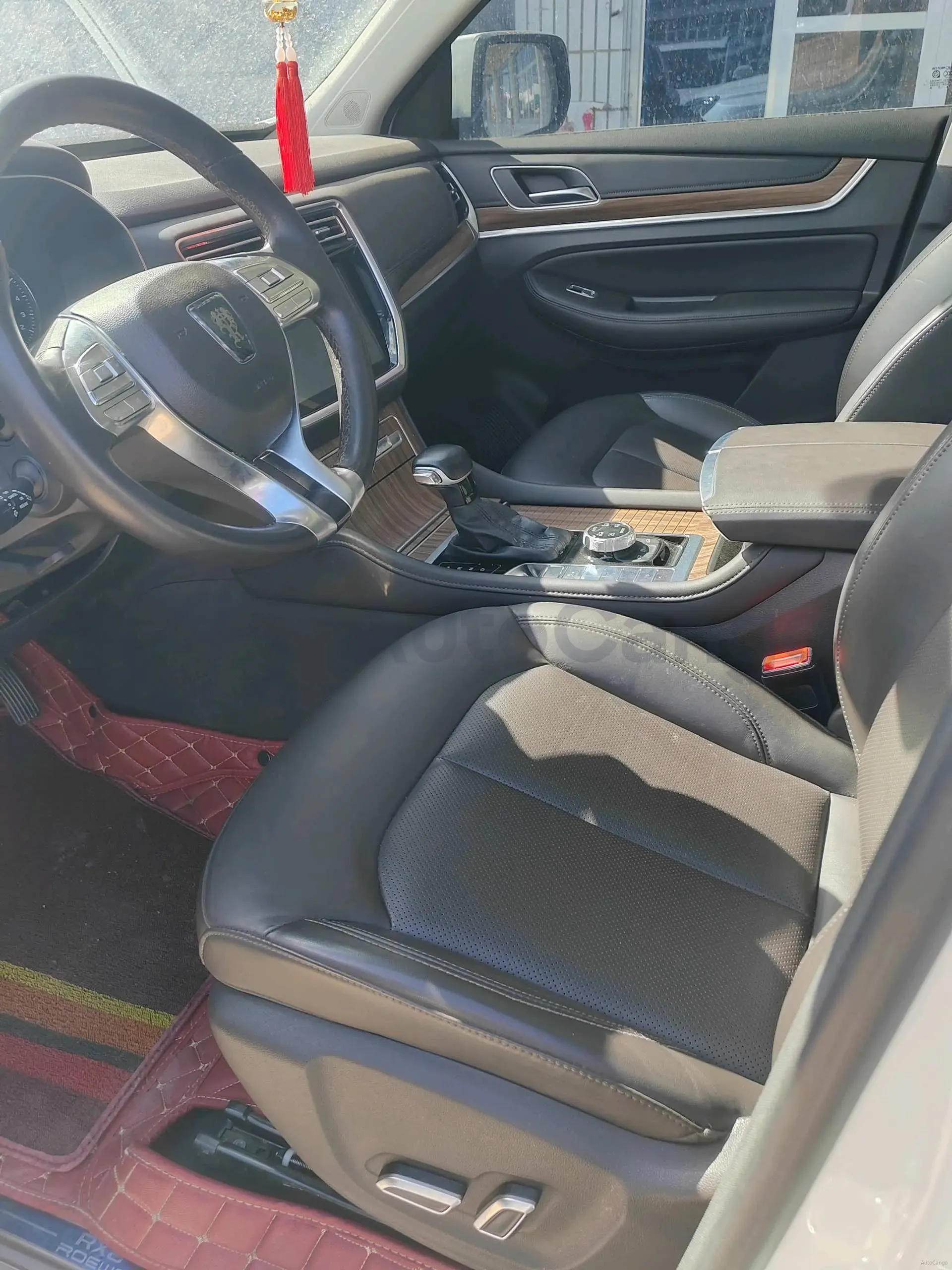 2019 Roewe RX8 2.0T 222HP L4 6AT,autocango,china used car exporter,china ev exporter,chinese used car exporter,chinese used ev exporter