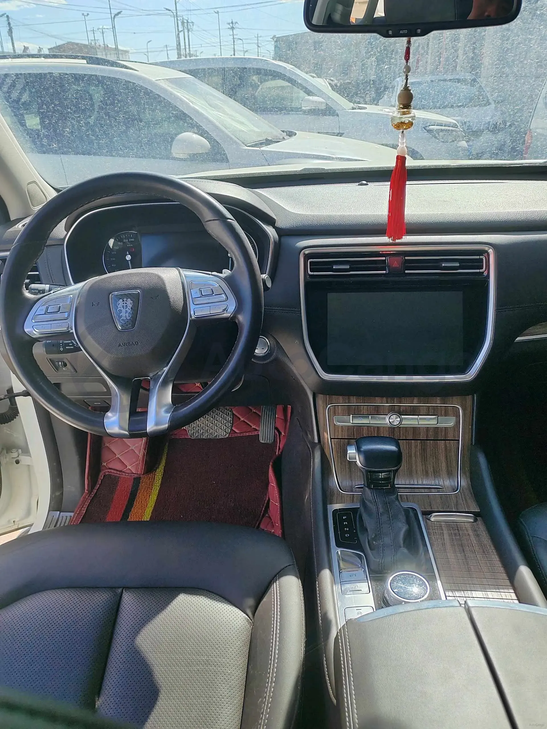 2019 Roewe RX8 2.0T 222HP L4 6AT,autocango,china used car exporter,china ev exporter,chinese used car exporter,chinese used ev exporter
