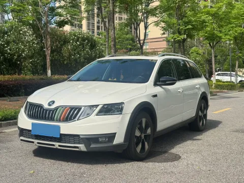2018 Skoda Octavia 1.4T 150HP L4 7DCT,autocango,china used car exporter,china ev exporter,chinese used car exporter,chinese used ev exporter