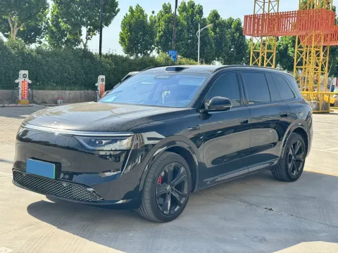 2025 AITO AITO M8,autocango,china used car exporter,china ev exporter,chinese used car exporter,chinese used ev exporter
