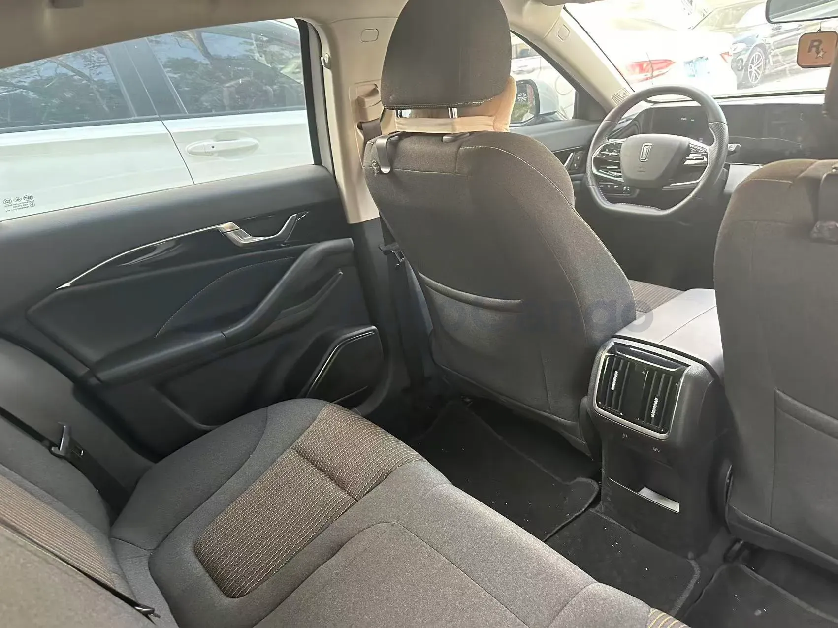 2023 Bestune B70 1.5T 169HP L4 7DCT,autocango,china used car exporter,china ev exporter,chinese used car exporter,chinese used ev exporter