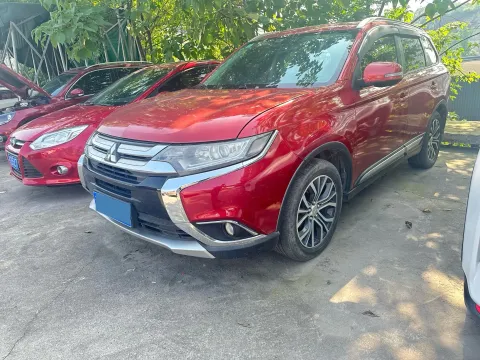 2018 MITSUBISHI OUTLANDER,autocango,china used car exporter,china ev exporter,chinese used car exporter,chinese used ev exporter
