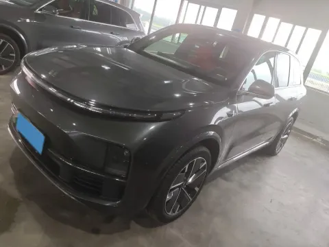 2025 LI L8,autocango,china used car exporter,china ev exporter,chinese used car exporter,chinese used ev exporter