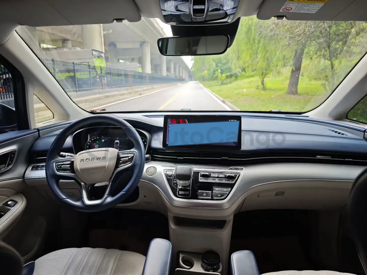 2021 Roewe iMAX8 2.0T 234HP L4 8AT,autocango,china used car exporter,china ev exporter,chinese used car exporter,chinese used ev exporter