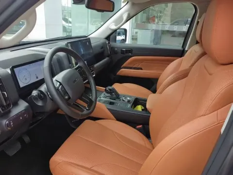 2024 Haval H9 2.0T 224HP L4 8AT,autocango,china used car exporter,china ev exporter,chinese used car exporter,chinese used ev exporter