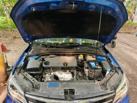2019 Roewe i5 1.5L 120HP L4 CVT
