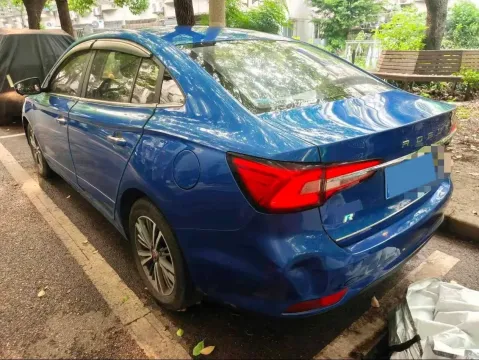 2019 Roewe i5 1.5L 120HP L4 CVT