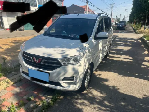 2021 WULING RONGGUANG NEW TRUCK,autocango,china used car exporter,china ev exporter,chinese used car exporter,chinese used ev exporter