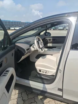 2025 Li i6 BEV,autocango,china used car exporter,china ev exporter,chinese used car exporter,chinese used ev exporter