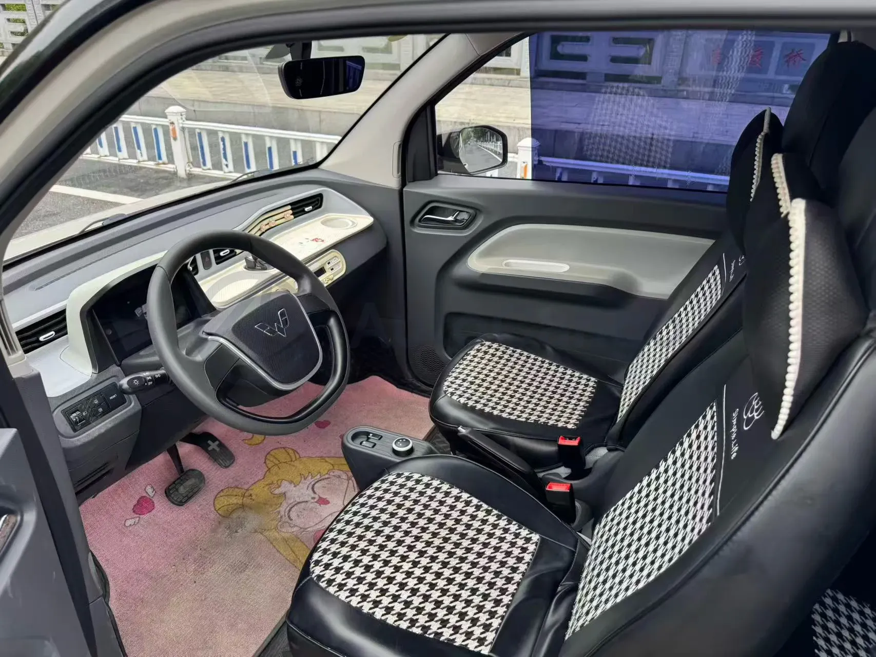 2022 WuLing HongGuang MINI EV BEV 13.9KWH,autocango,china used car exporter,china ev exporter,chinese used car exporter,chinese used ev exporter