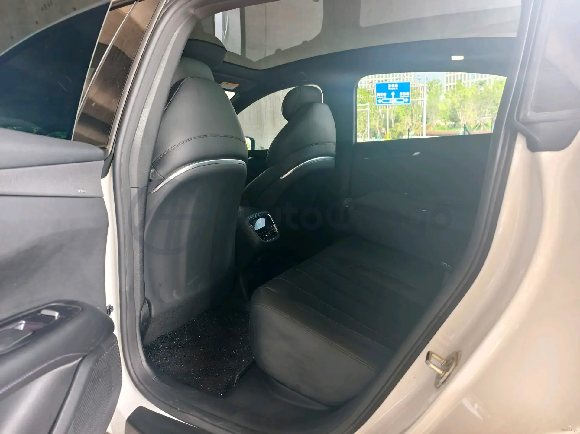 2024 Deepal L07 1.5L 98HP L4 REEV 28.39KWH,autocango,china used car exporter,china ev exporter,chinese used car exporter,chinese used ev exporter