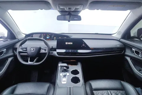 2021 ChangAn UNI-K 2.0T 233HP L4 8AT