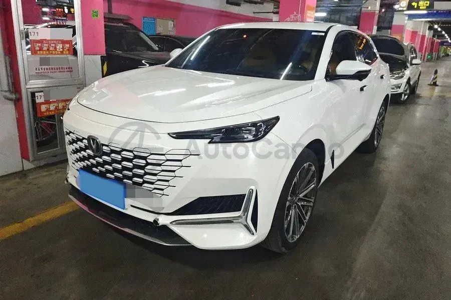 2021 ChangAn UNI-K 2.0T 233HP L4 8AT,autocango,china used car exporter,china ev exporter,chinese used car exporter,chinese used ev exporter