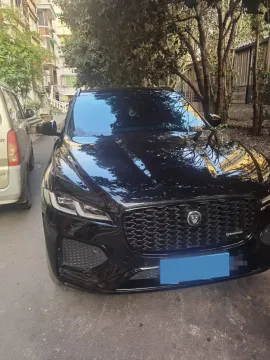 2024 Jaguar F-PACE 2.0T 250HP L4 8AT