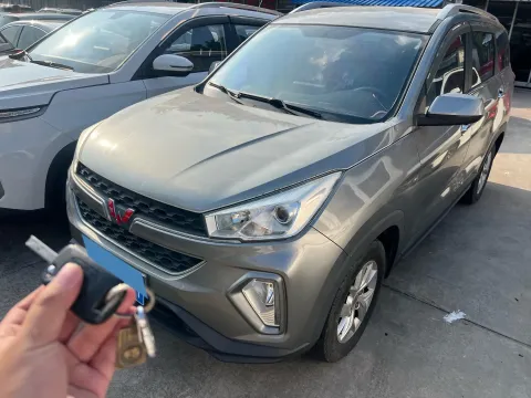 2019 WULING HONGGUANG S3,autocango,china used car exporter,china ev exporter,chinese used car exporter,chinese used ev exporter
