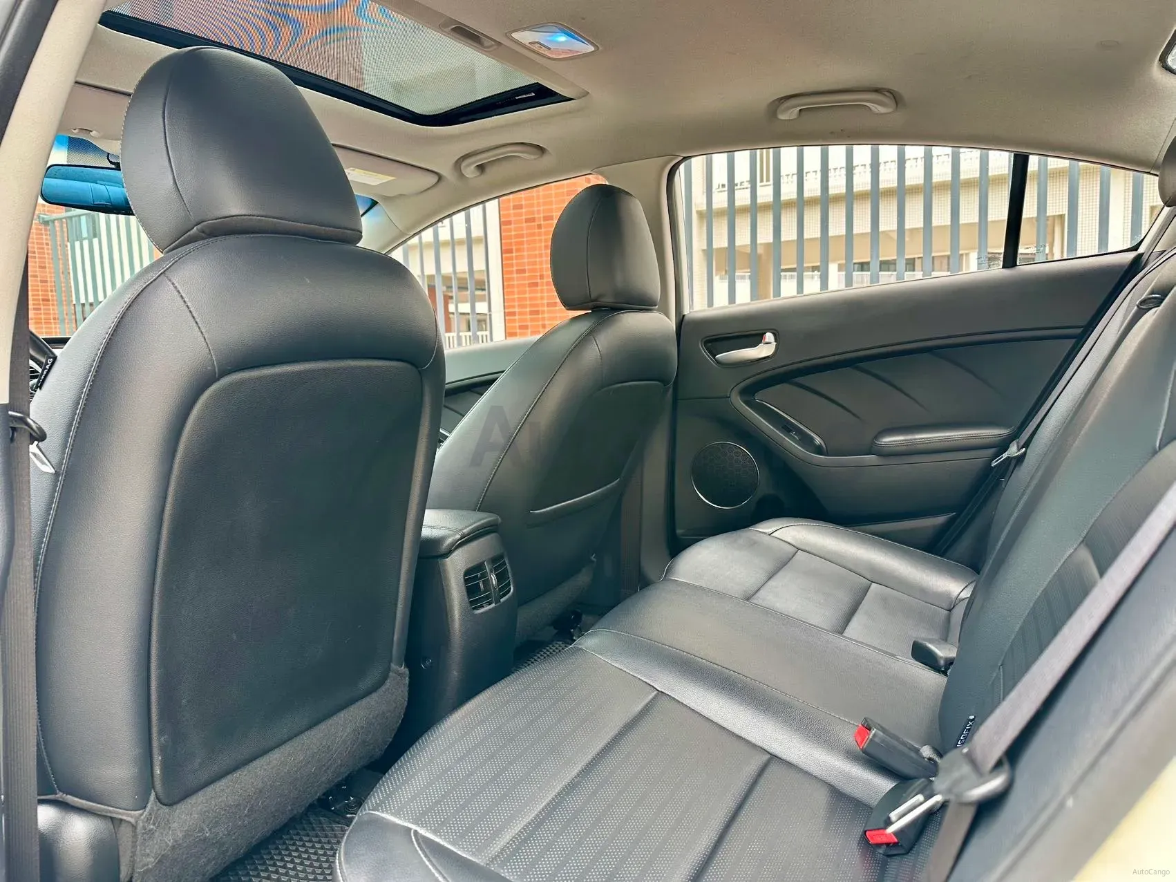 2017 Kia K3 1.6L 128HP L4 6AT,autocango,china used car exporter,china ev exporter,chinese used car exporter,chinese used ev exporter