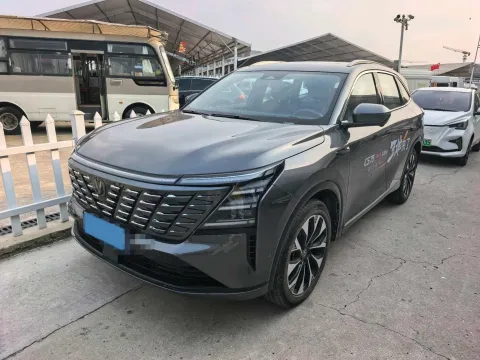 2025 CHANGAN CS75 PLUS,autocango,china used car exporter,china ev exporter,chinese used car exporter,chinese used ev exporter