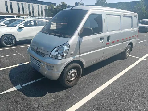 2021 WULING RONGGUANG,autocango,china used car exporter,china ev exporter,chinese used car exporter,chinese used ev exporter