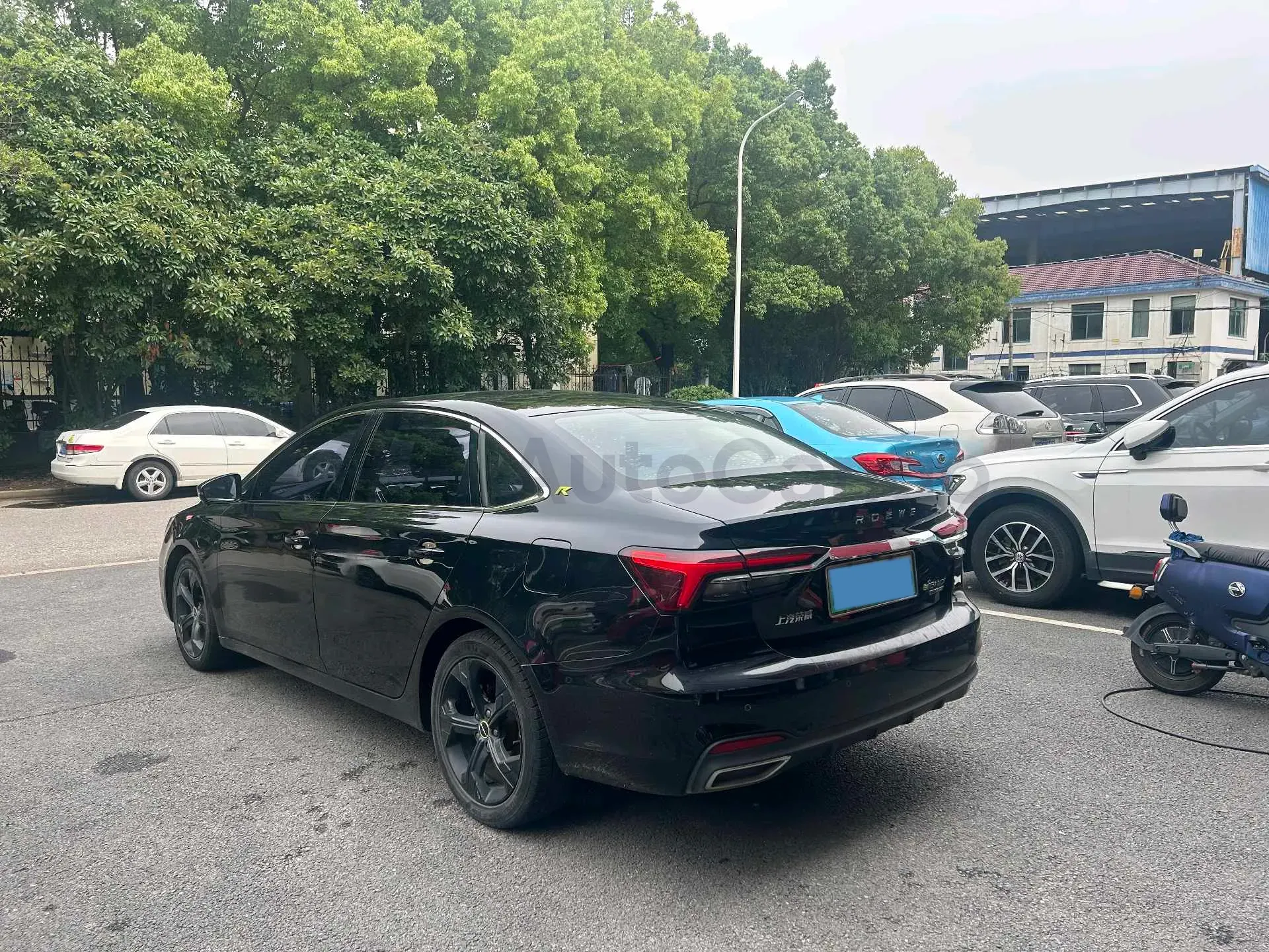 2020 Roewe i6 MAX 1.5T 169HP L4 AMT PHEV,autocango,china used car exporter,china ev exporter,chinese used car exporter,chinese used ev exporter
