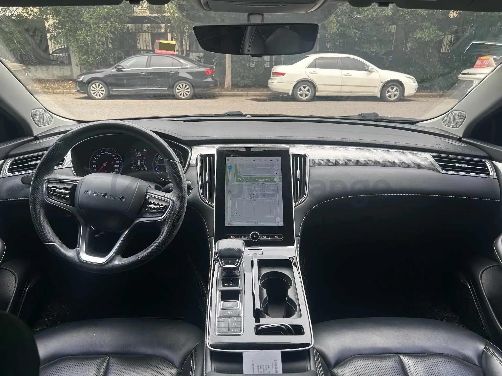 2020 Roewe i6 MAX 1.5T 169HP L4 AMT PHEV,autocango,china used car exporter,china ev exporter,chinese used car exporter,chinese used ev exporter