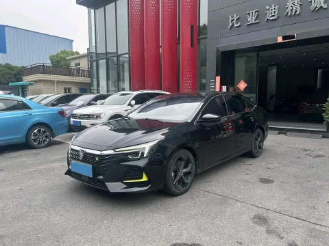 2020 ROEWE I6 MAX,autocango,china used car exporter,china ev exporter,chinese used car exporter,chinese used ev exporter