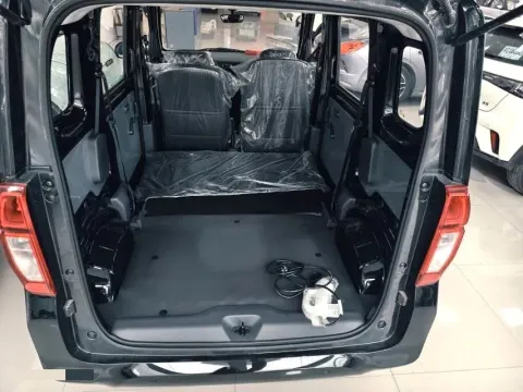 2025 WuLing ZhiGuang BEV