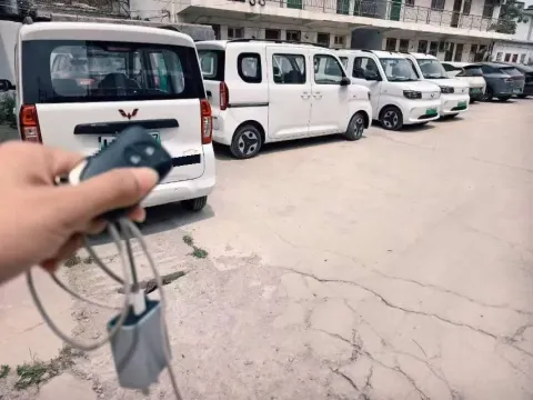 2025 WuLing ZhiGuang BEV