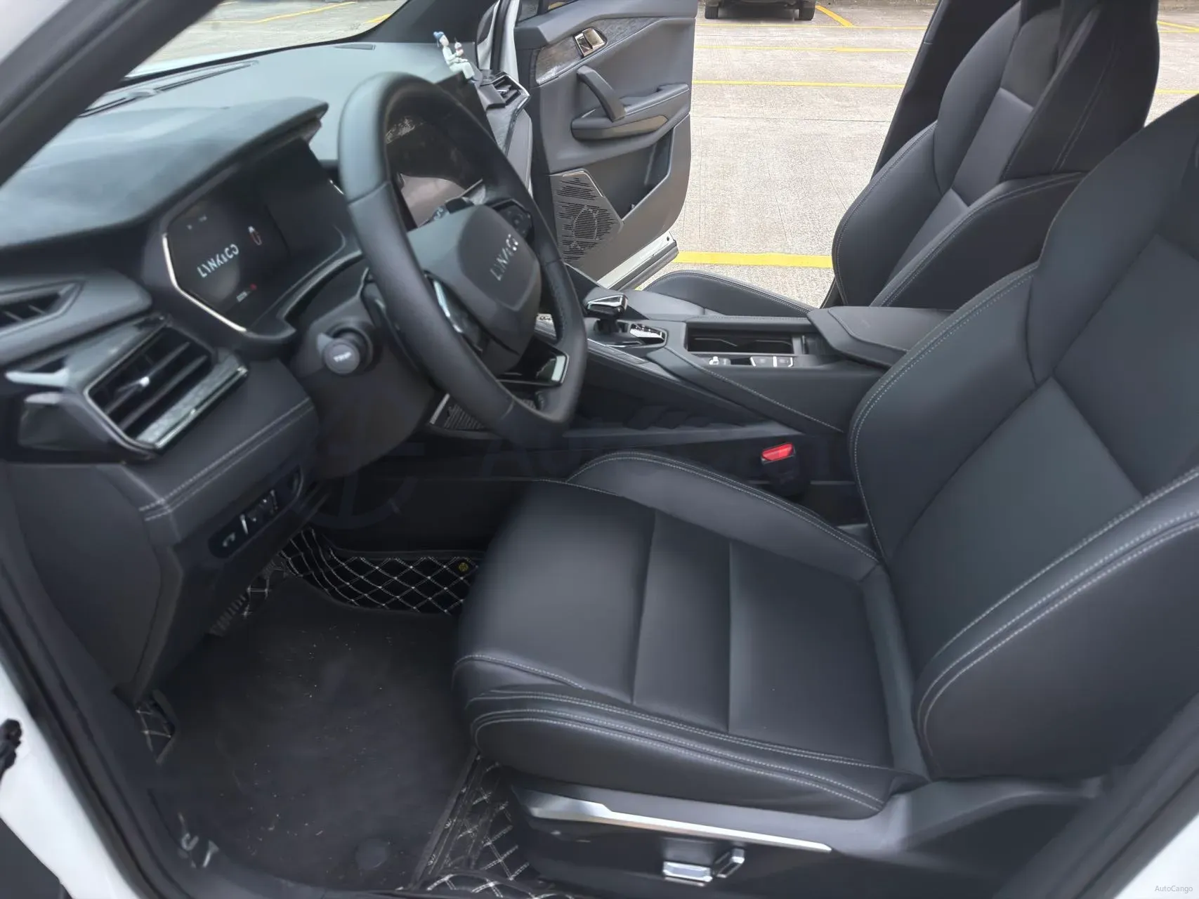 2023 LYNK&CO 06 1.5T 181HP L4 7DCT,autocango,china used car exporter,china ev exporter,chinese used car exporter,chinese used ev exporter
