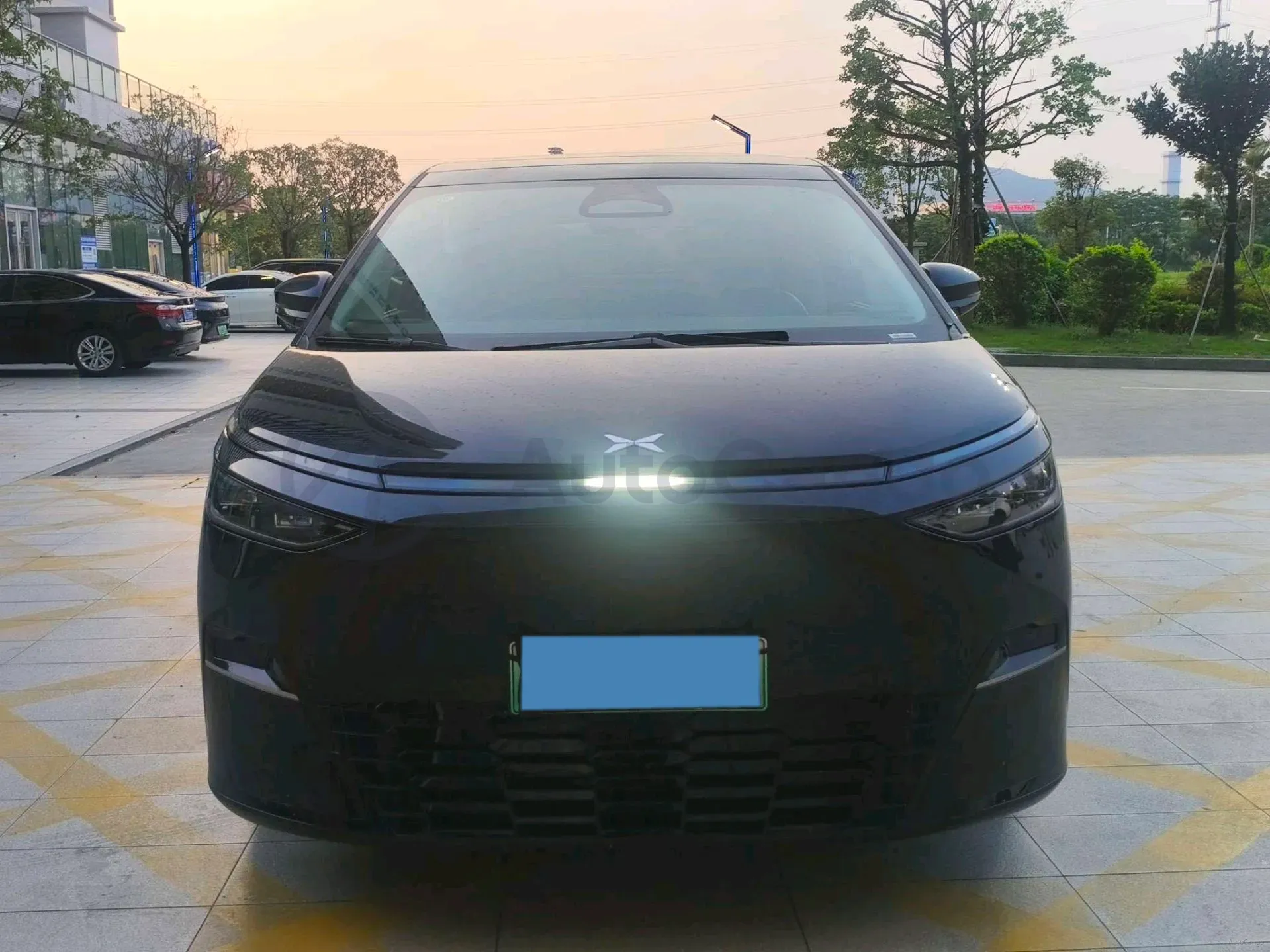 2024 Xpeng X9 BEV 101.5KWH,autocango,china used car exporter,china ev exporter,chinese used car exporter,chinese used ev exporter