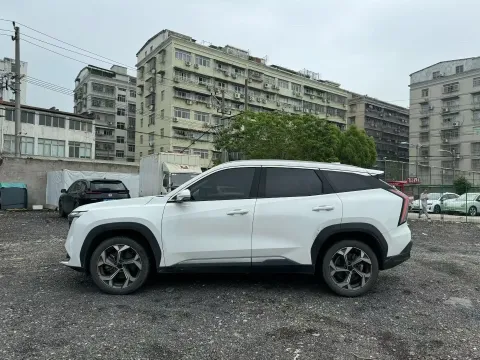 2023 Geely StarRay 1.5T 181HP L4 7DCT