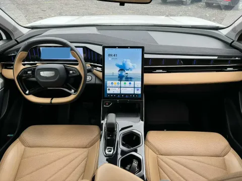 2023 Geely StarRay 1.5T 181HP L4 7DCT