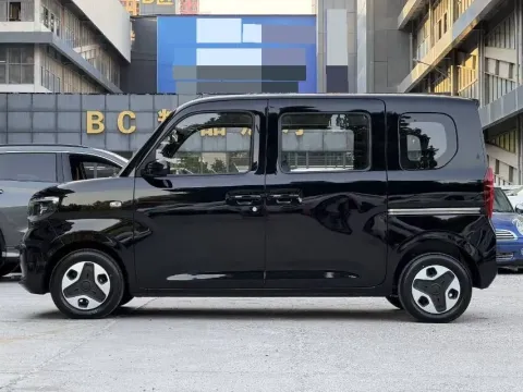 2025 WuLing ZhiGuang BEV 17.7KWH,autocango,china used car exporter,china ev exporter,chinese used car exporter,chinese used ev exporter