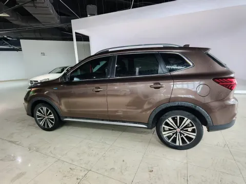 2018 Roewe RX5 1.5T 169HP L4 7DCT,autocango,china used car exporter,china ev exporter,chinese used car exporter,chinese used ev exporter