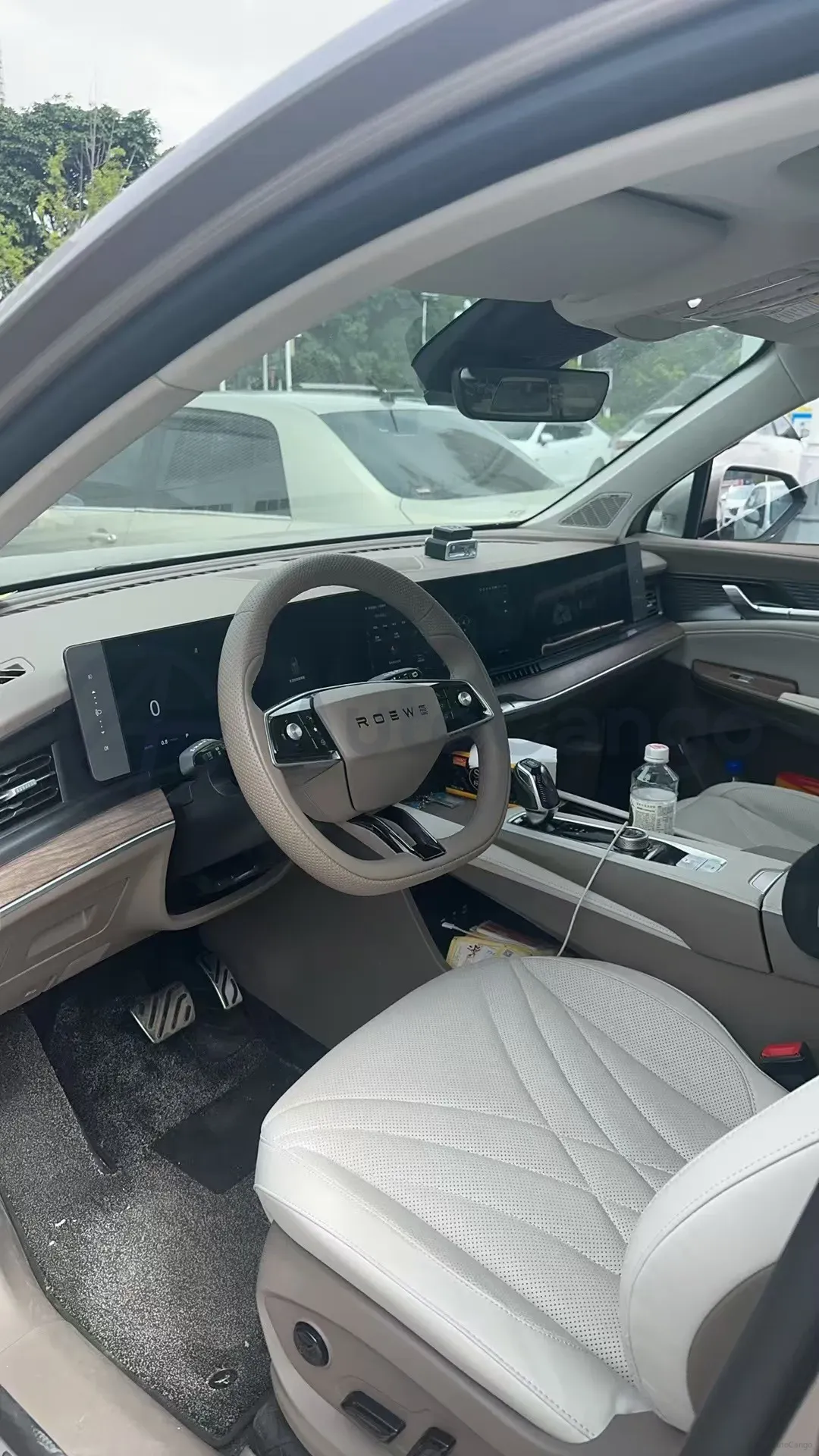 2023 Roewe RX9 2.0T 242HP L4 9AT,autocango,china used car exporter,china ev exporter,chinese used car exporter,chinese used ev exporter