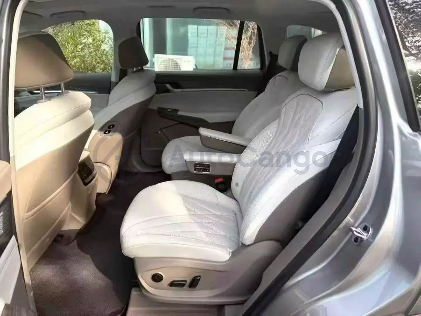 2023 Roewe RX9 2.0T 242HP L4 9AT,autocango,china used car exporter,china ev exporter,chinese used car exporter,chinese used ev exporter