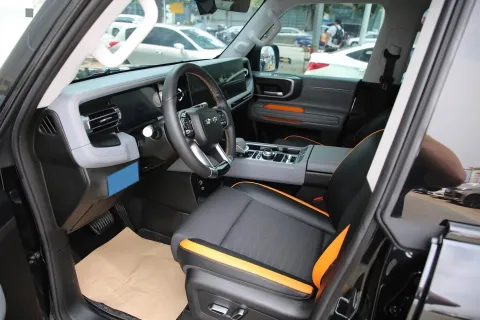 2024 Beijing BJ40 2.0T 245HP L4 8AT
