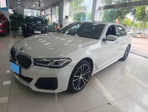 2022 BMW 5 SERIES,autocango,china used car exporter,china ev exporter,chinese used car exporter,chinese used ev exporter