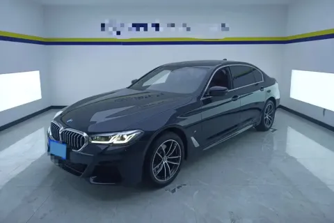 2022 BMW 5 SERIES,autocango,china used car exporter,china ev exporter,chinese used car exporter,chinese used ev exporter