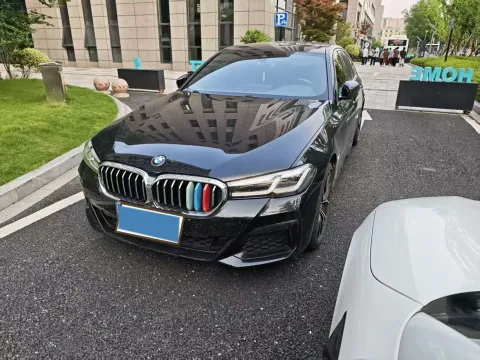 2022 BMW 5 SERIES,autocango,china used car exporter,china ev exporter,chinese used car exporter,chinese used ev exporter