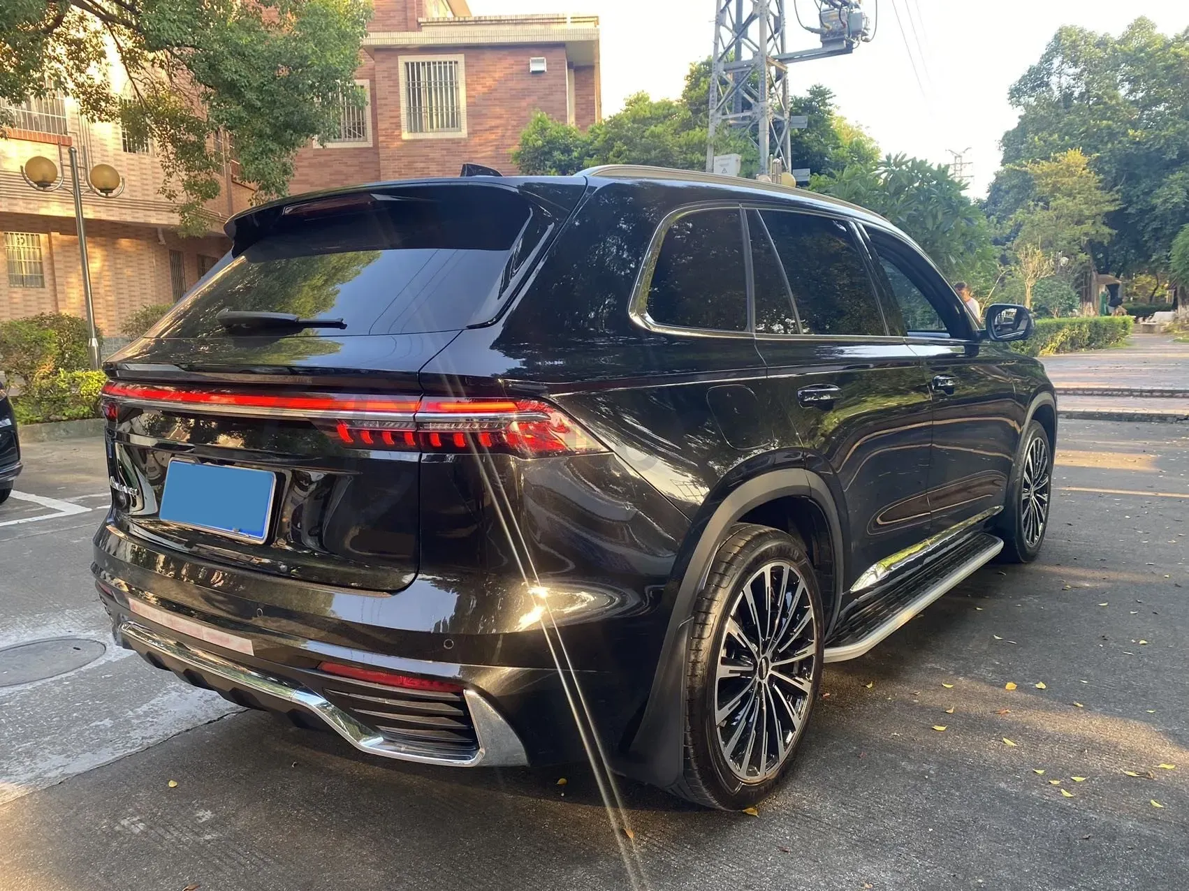 2025 Geely Monjaro 2.0T 238HP L4 8AT,autocango,china used car exporter,china ev exporter,chinese used car exporter,chinese used ev exporter
