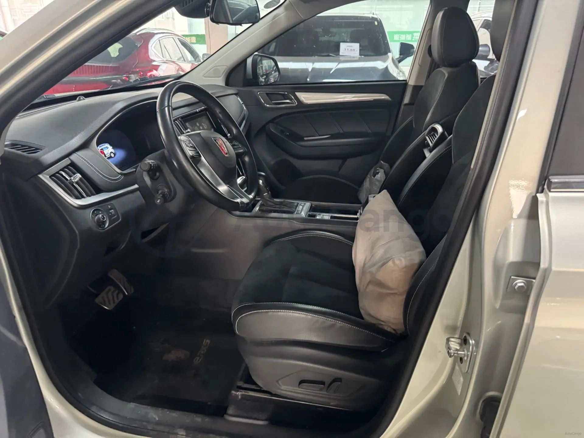 2019 Roewe RX5 1.5T 162HP L4 2AT PHEV 12KWH,autocango,china used car exporter,china ev exporter,chinese used car exporter,chinese used ev exporter