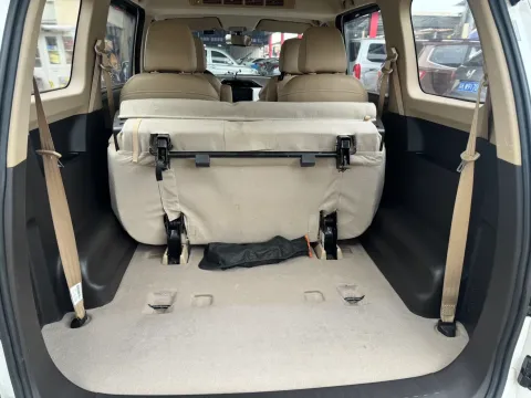 2021 WuLing HongGuang 1.5L 99HP L4 6MT