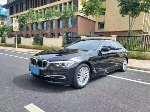 2020 BMW 5 SERIES,autocango,china used car exporter,china ev exporter,chinese used car exporter,chinese used ev exporter