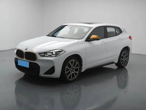 2022 BMW X2,autocango,china used car exporter,china ev exporter,chinese used car exporter,chinese used ev exporter