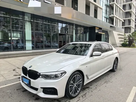 2020 BMW 5 SERIES,autocango,china used car exporter,china ev exporter,chinese used car exporter,chinese used ev exporter