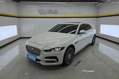 2021 JAGUAR XEL,autocango,china used car exporter,china ev exporter,chinese used car exporter,chinese used ev exporter