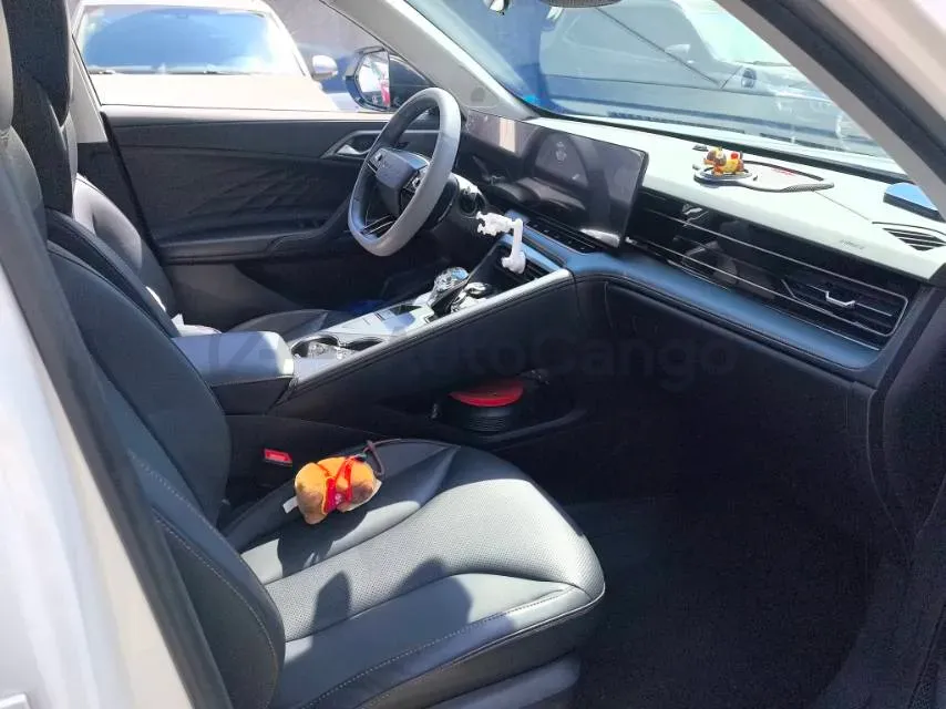 2023 Roewe RX5 1.5T 188HP L4 7DCT,autocango,china used car exporter,china ev exporter,chinese used car exporter,chinese used ev exporter